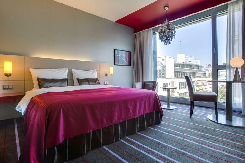 Radisson Blu Media Harbour Hotel, D�sseldorf