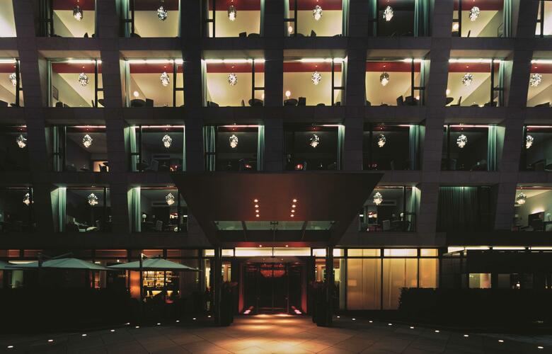 Radisson Blu Media Harbour Hotel, D�sseldorf