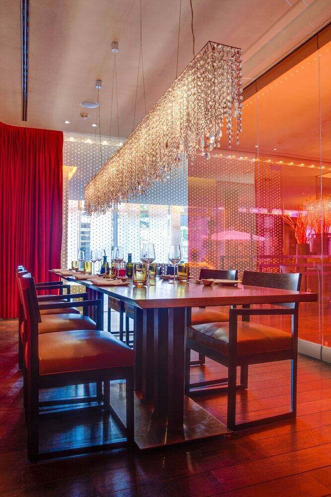 Radisson Blu Media Harbour Hotel, D�sseldorf