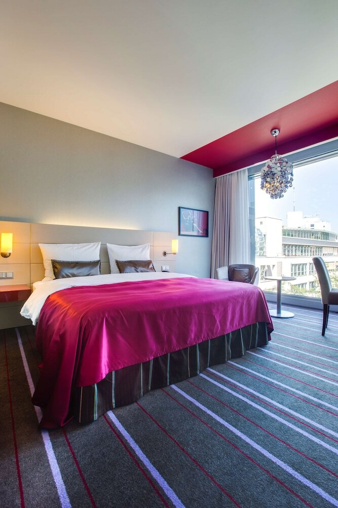 Radisson Blu Media Harbour Hotel, D�sseldorf