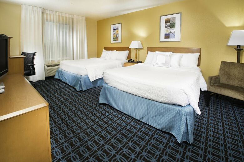 Hotel Fairfield Inn And Suites By Marriott Burley