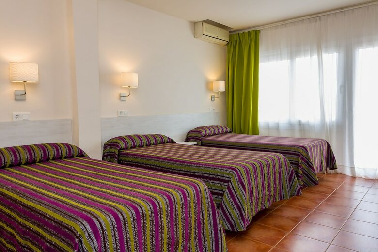 Sol Y Miel Hostal
