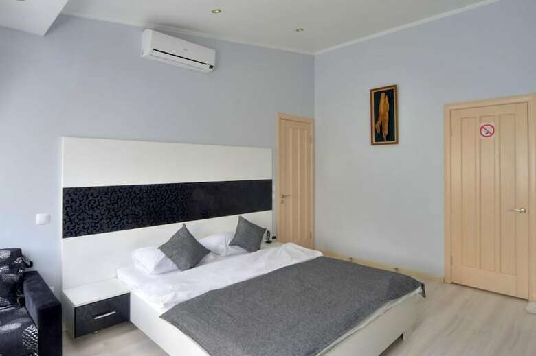 Best Season Apart Hotel