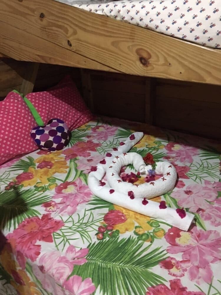 Bed & Breakfast Firefly Beach Cottages And Suites