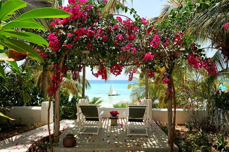 Hotel The Aiyana Resort & Spa