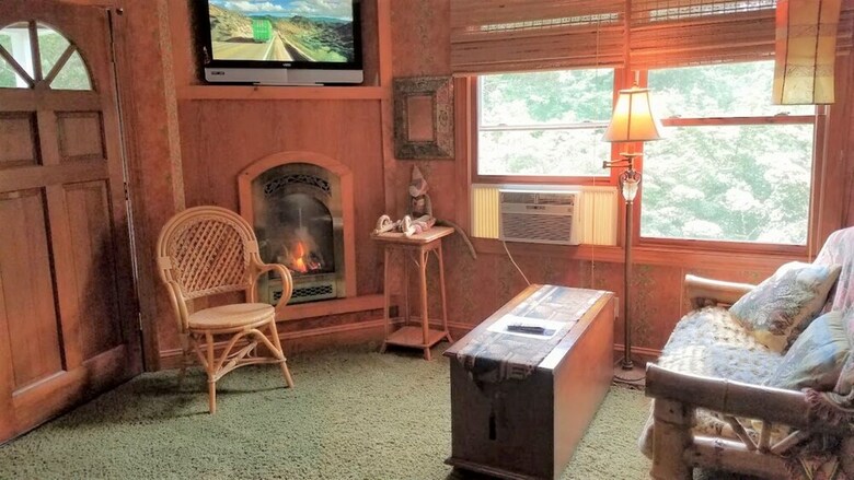 Innisfree Bed & Breakfast By-the-lake