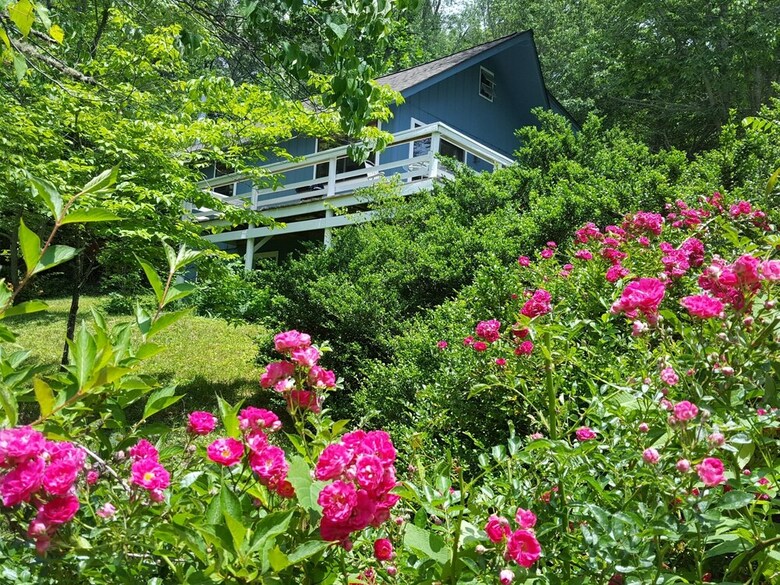 Innisfree Bed & Breakfast By-the-lake
