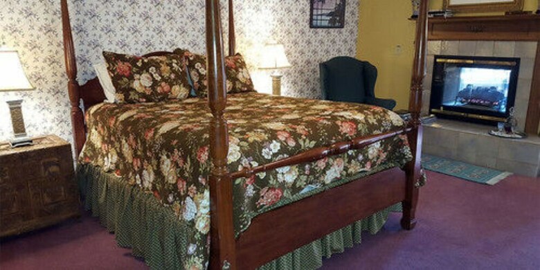 Innisfree Bed & Breakfast By-the-lake