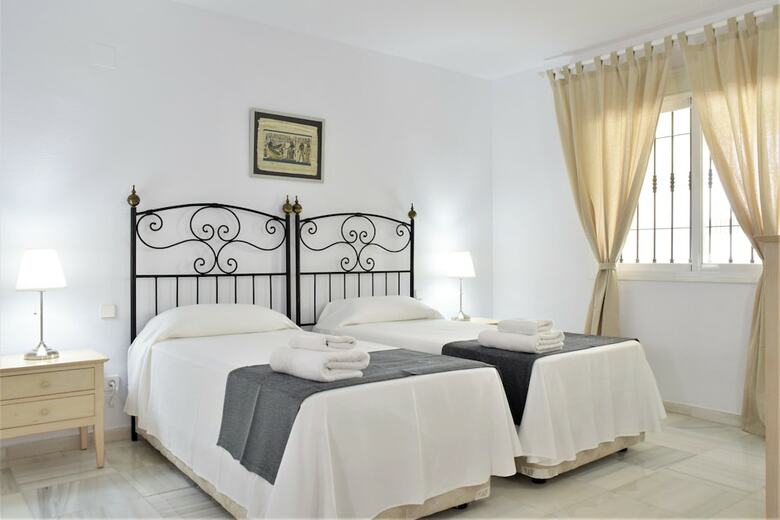 Apartamentos Y Casas Serinamar Marbella
