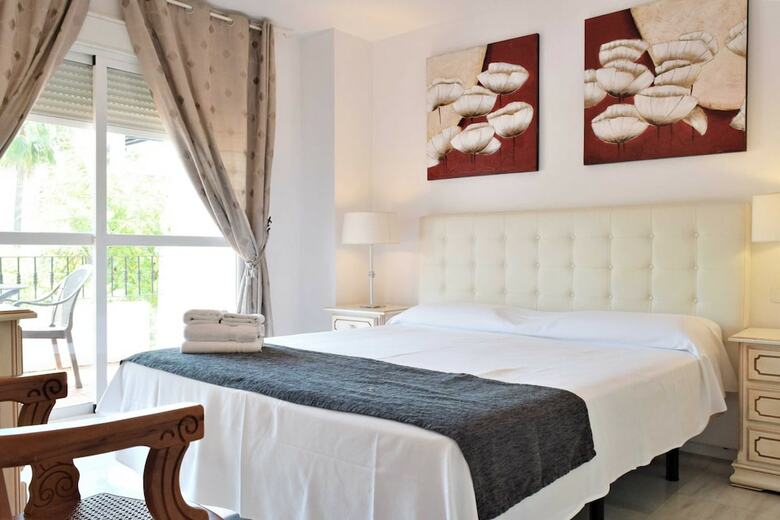 Apartamentos Y Casas Serinamar Marbella