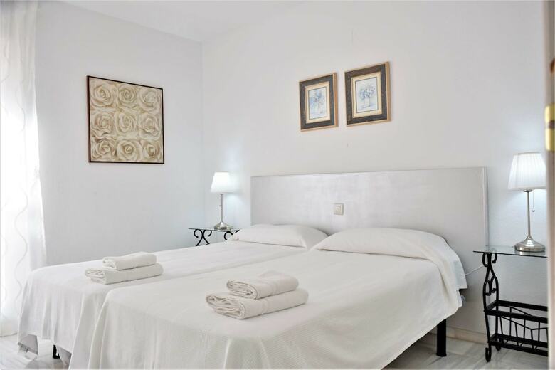 Apartamentos Y Casas Serinamar Marbella