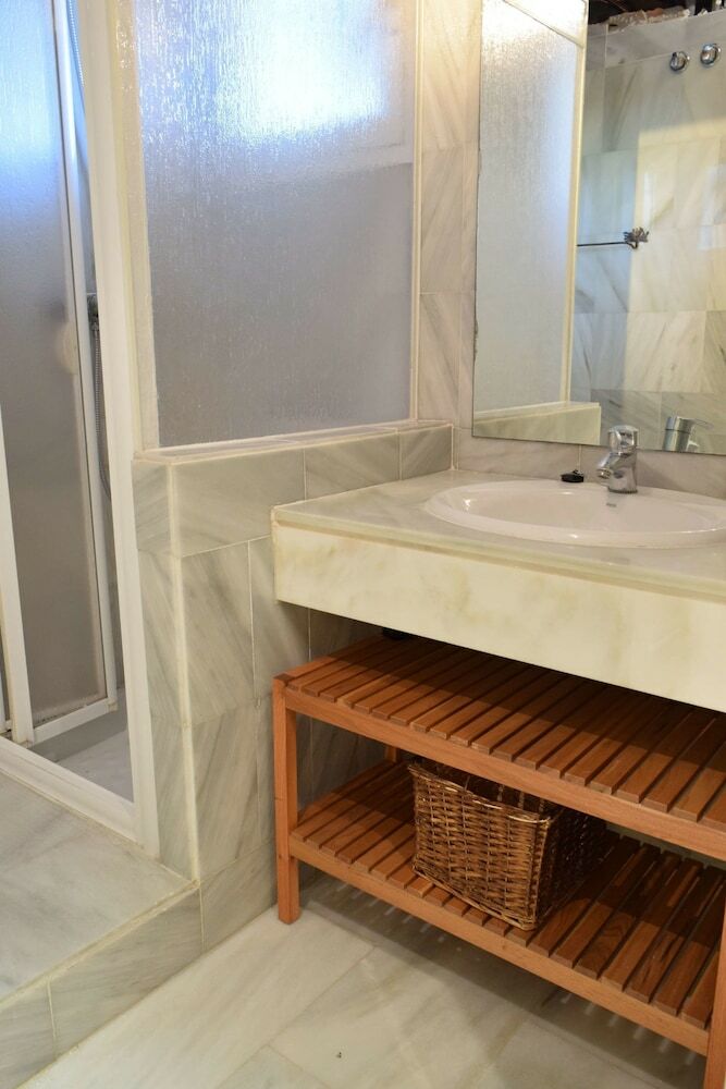 Apartamentos Y Casas Serinamar Marbella