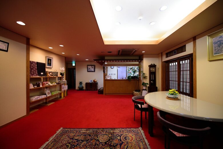Yufuin Onsen Wafu Ryokan Tsuenosho
