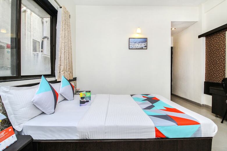 Hotel Fabexpress Sai Grand Castle Inn