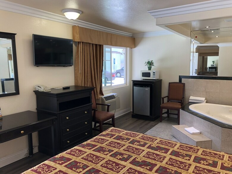 Regency Motel Of Brea