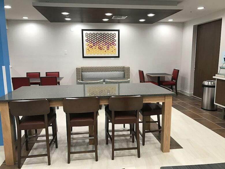 Hotel Holiday Inn Express Naples South I-75