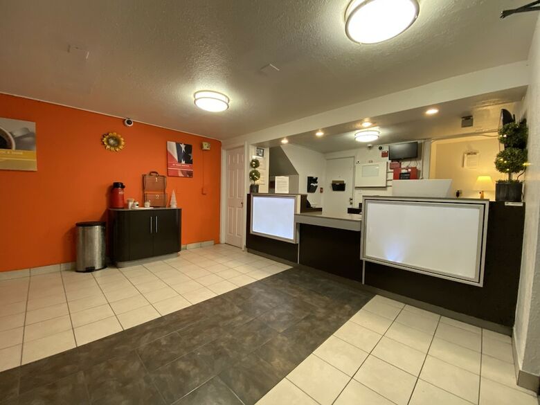 Motel 6 Tallahassee West