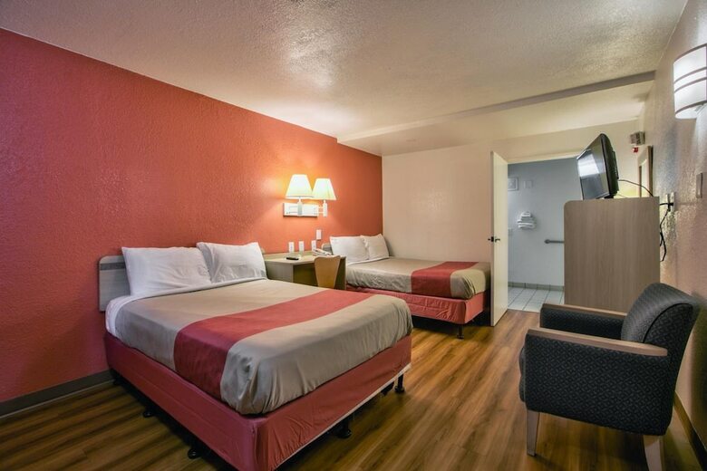 Motel 6 Tallahassee West