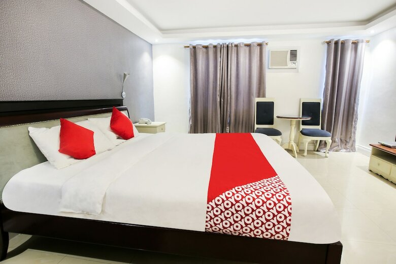 Oyo 252 Hotel Euroasia