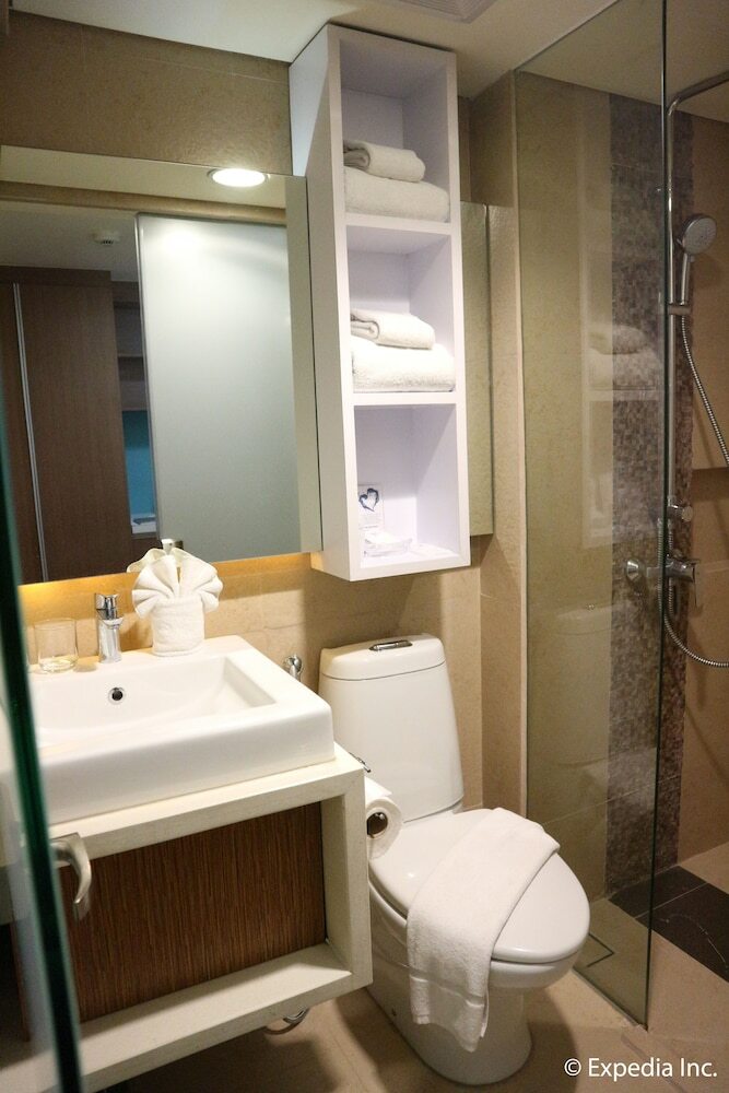 Hotel The Ferra Premier By Jg