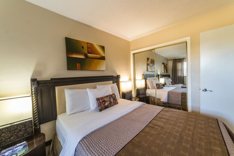 Sheridan Suites Apartments Hotel
