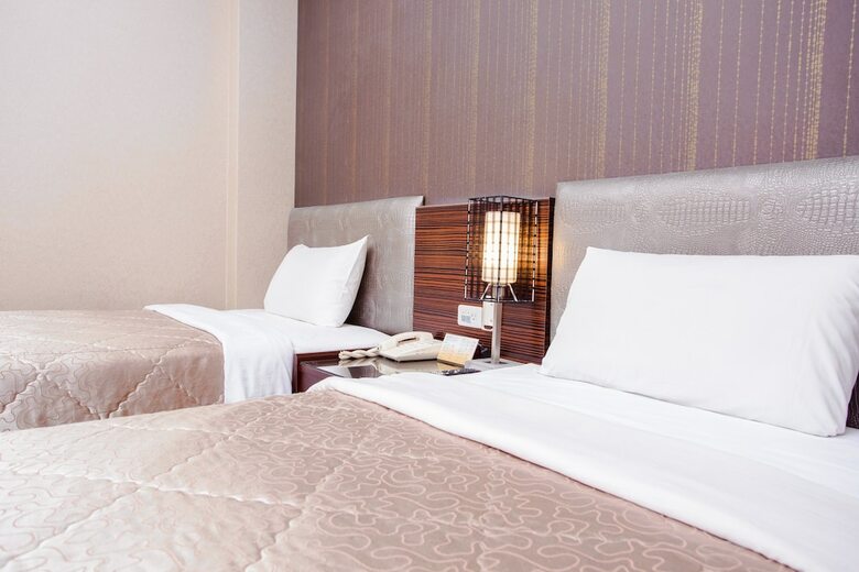 Mou Hotel Luchuan