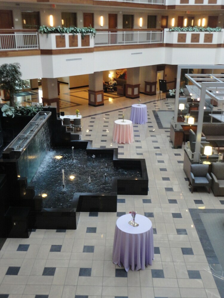 Hotel Embassy Suites Dulles - North/loudoun