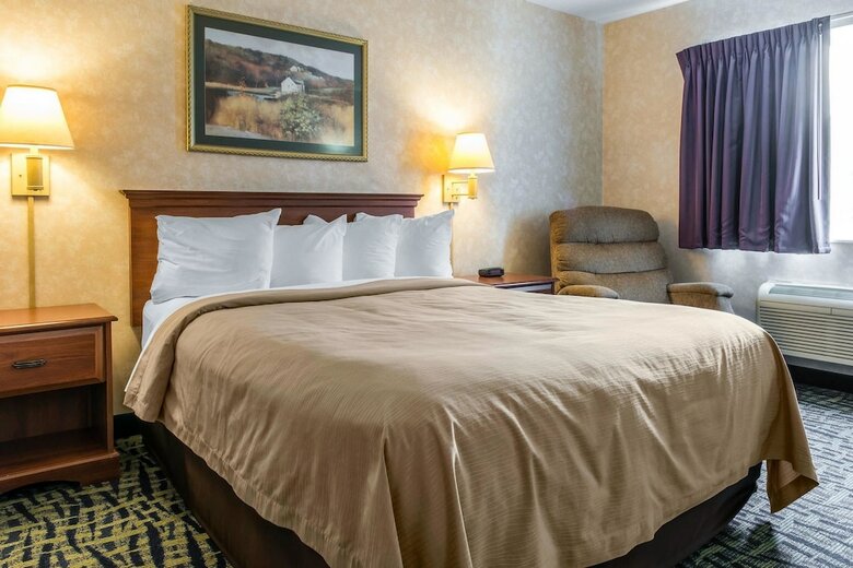 Hotel Quality Inn & Suites