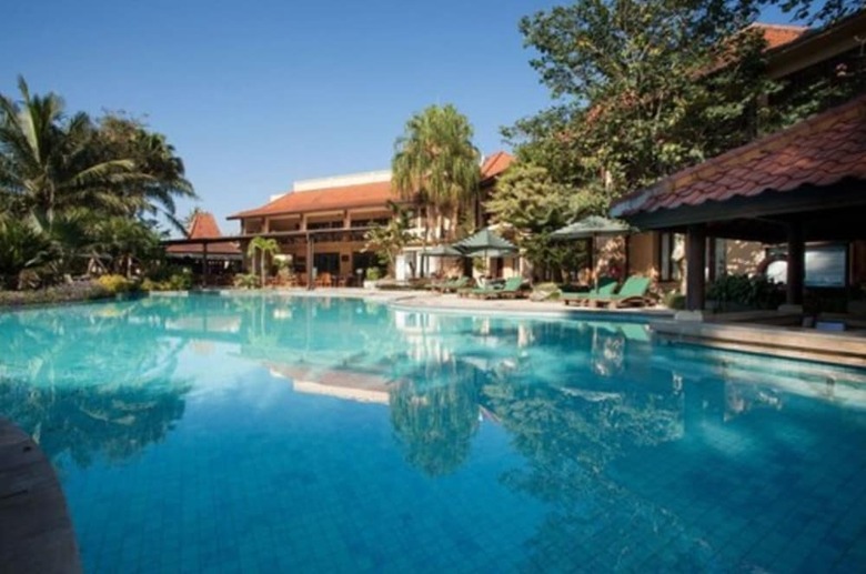 Hotel Laras Asri Resort And Spa