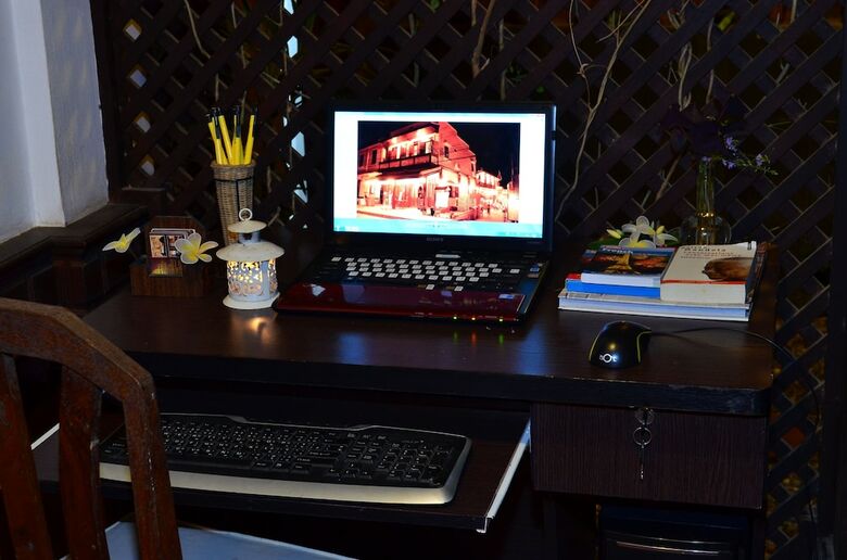 Hotel Phousi Guesthouse