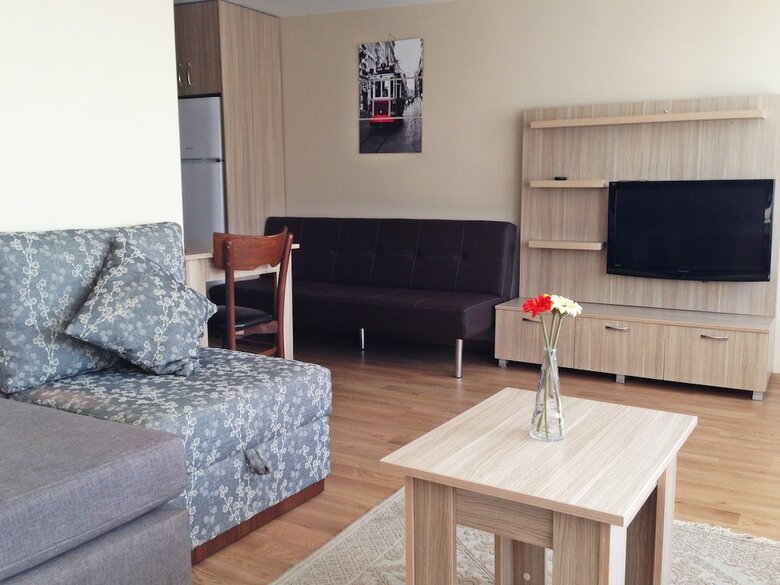 Atrium Suites