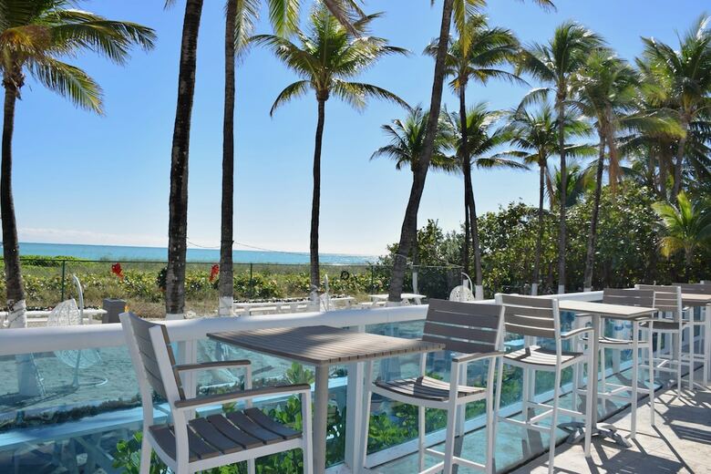 Aparthotel Seacoast Suites On Miami Beach