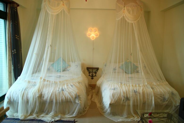 Hotel Crystal Blue Sea Maid