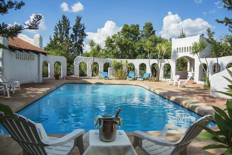 Hotel By Bush Telegraph Lodge