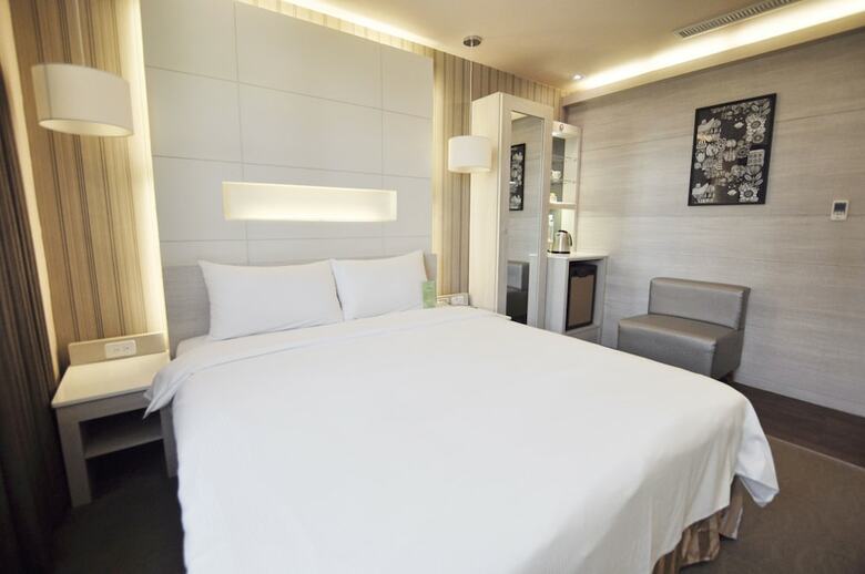 Kindness Hotel Zhongshan Bade