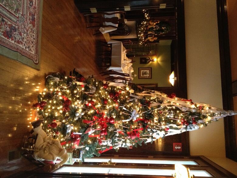 Hotel The Belvedere Inn & Restaurant