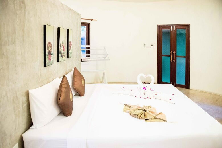 Hotel The Tropical Beach Resort