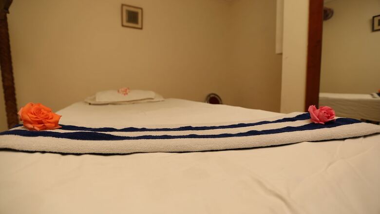 Hotel Devi Grand