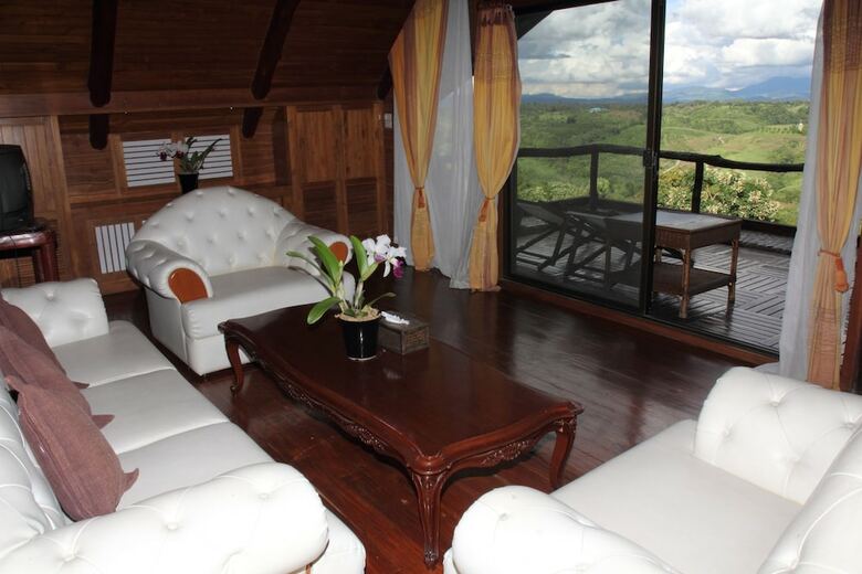 Hotel Phu Pha Nam Resort & Spa