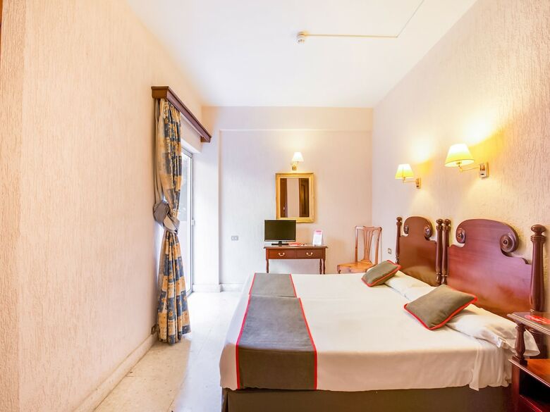 Oyo Hotel Don C�ndido