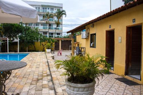 Albergue Rio Surf House