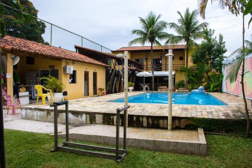 Albergue Rio Surf House