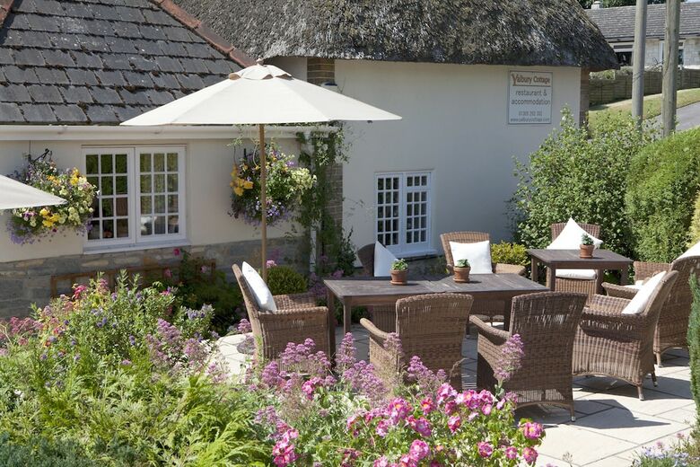 Posada Yalbury Cottage