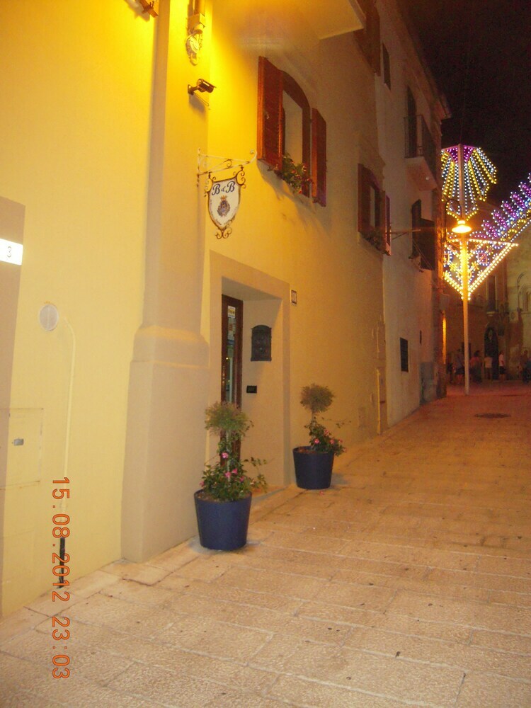 B&B Vescovo Pitirro E Residenza Crocetta