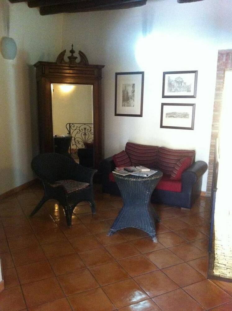 Hotel Albergo Antica Foresteria Catalana