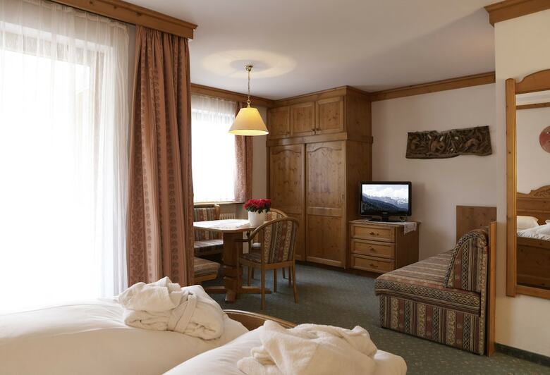 Hotel St�res - Mountain Nature Hotel