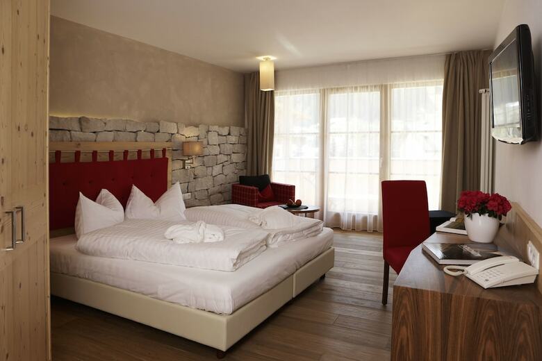 Hotel St�res - Mountain Nature Hotel