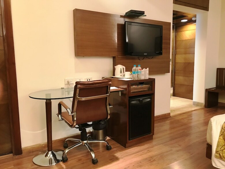 Hotel Indus Biznotel