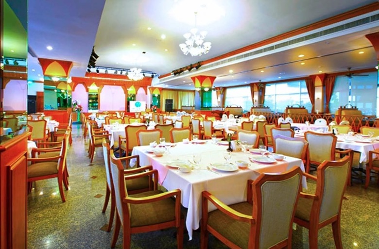 The Viangtak Riverside Hotel