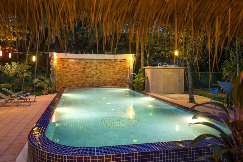 Hotel Bloom Garden Guesthouse
